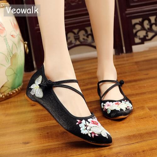 Veowalk Women Velvet Cotton Fabric Ballet Flats Pointed Toe Light Comfortable Chinese Embroidered Retro Ladies Casual Shoes