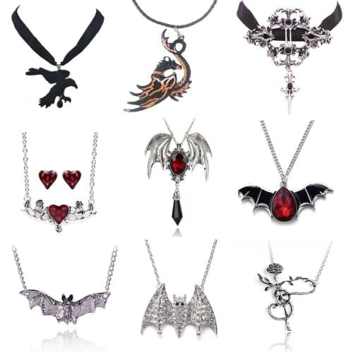 Cool Gothic Plant Animal Necklace for Women Men Gragon Bat Eagle Heart Rose Pendant Necklace Costume Party Jewelry Gifts