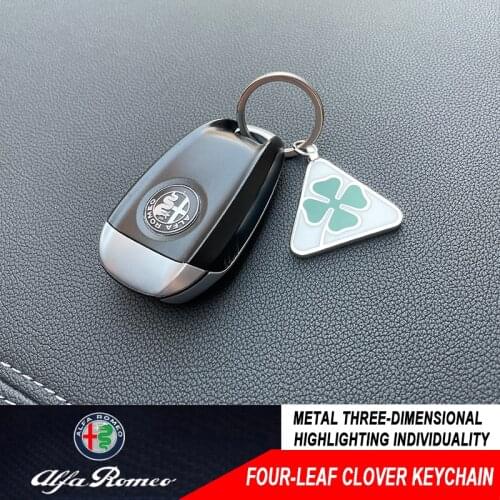 Four-leaf Clover Car Keychain Key Decoration Pendant For Alfa Romeo Giulia Stelvio Modified Key Chain Ring Decoration Accessorie