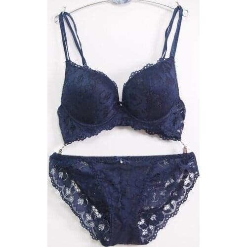 The new sexy lace lingerie set edge mesh breathable summer burst models girls bra set