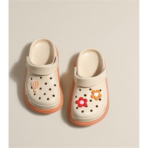 Couple Home Clogs Shoes Women Sandals Men Slippers Light Casual Lady Slides Travel Outdoor Slipper Flat Croc Garden Shoes 2021