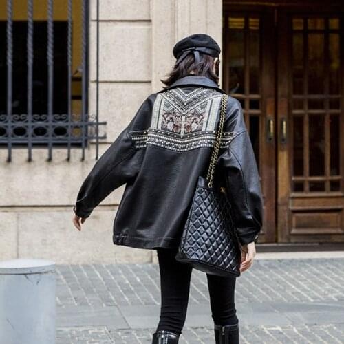 Spring 2021 Loose Embroidery Heavy Industry Rivets Faux Leather Motorcycle PU Jacket Plus Size Fashion Leather Jacket Streetwear