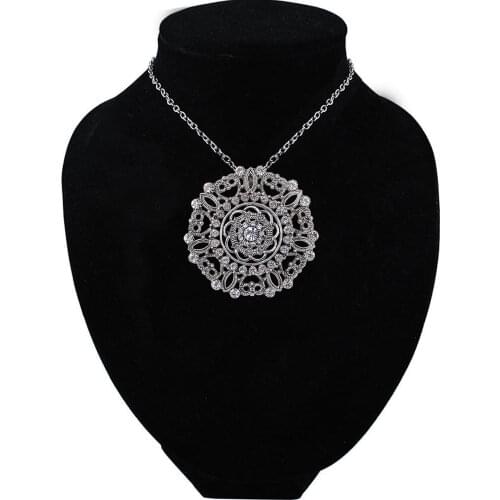 Fashion Major Circular Hollow Flower Long Necklace Sweater Chain Jewelry Wholesale