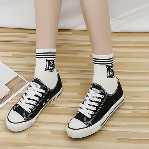 Fashion English Alphabet Pattern Cotton Socks Three-bar Striped Casual Sock Men Women Skateboard Casual Sport Soxs Students