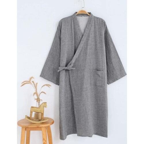 Japanese Traditional BathRobe Kimono Vitage Nightgowns Yukata Mens Robe Pajamas Gown Japan Cotton Aodai Haori Coat Cardigan