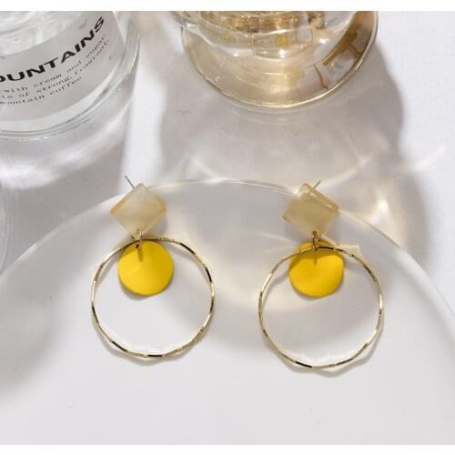 QiLuxy Fashion Geometric Big Circle Drop Earrings for Women Metal Ear Circle Dangle Drop Earrings Party Jewelry