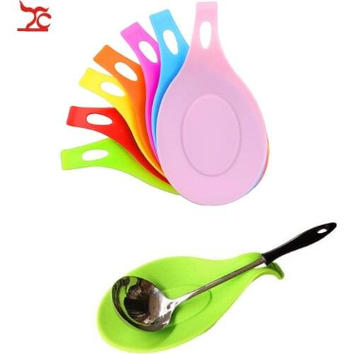 1Pcs Silicone Insulation Spoon Rest Heat Resistant Drink Glass Coaster Tray Spoon Pad Eat Mat Pot Holder Kitchen Accessories