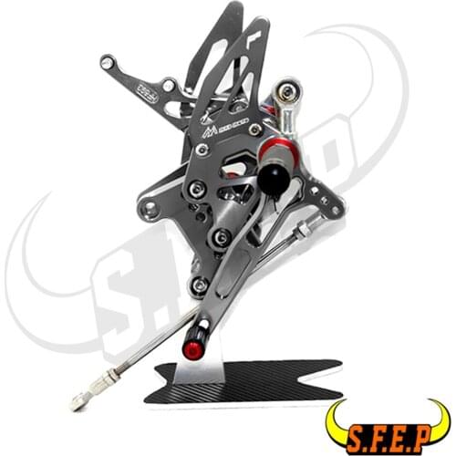 CNC Adjustable Footrest Rear Sets Rearsets For Triumph Speed Triple 1050 2005 2006 2007 2008 2009 2010