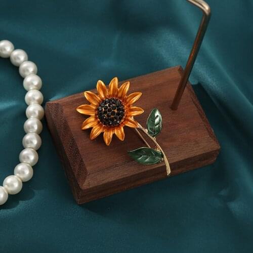 Muylinda Vintage Sunflower Brooch Jewelry Enamel Flower Pins And Brooches Women Rhinestone Scarf Clothes Clip Accessories