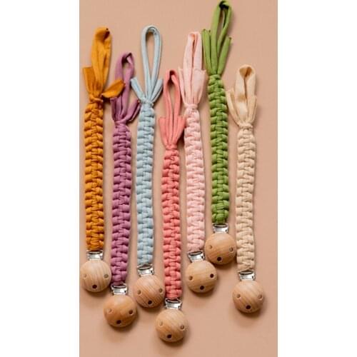 1Pcs Baby Hand-Knitted Pacifier Chain Wooden Pacifier Clip Comfortable Cotton No BPA Free For Newborn Teething Soothing Toys