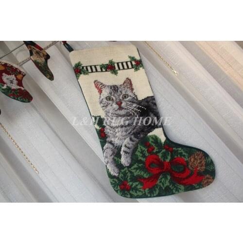 Free Shipping Christmas Needlepoint Socks Hand knotted Merry Christmas Stocking Sock Cute Cat Design Stocking Socks 28X43CM
