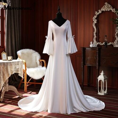 2021 Hot Sale Full Flare Sleeve V-Neck Lace Up Back A-Line Wedding Dress for Women Custom Made Chapel Train Satin Bridal Gown