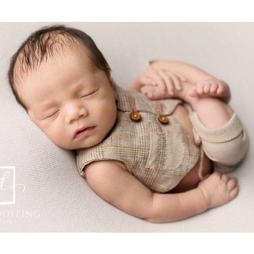 Baby photography clothing Newborn photo props little gentleman vest + shorts suit Accessories Infant Toddler Studio Shooting