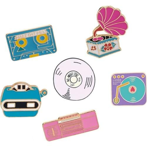 Creative Magnetic Tape Enamel Brooch Pink CD Radio Gramophone Metal Lapel Pin Badge Jewelry Gift For Kid Women Shirt Button Pins