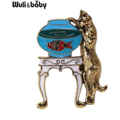 Wuli&baby Vintage Standing Cat Brooch Serching Fish in a Fishbowl 2 Colors Cute Animal Brooch Pins New Year Jewelry Gift