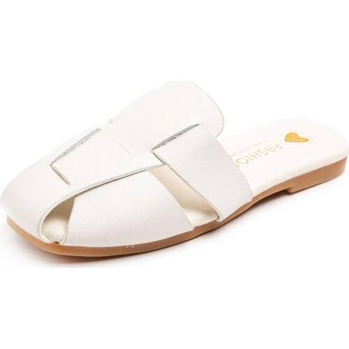 Childrens Slippers 2021 Tапки пляжные Summer New Girls Fashion Shoes Princess Wear Soft-soled Bottom Non-slip Comfortable