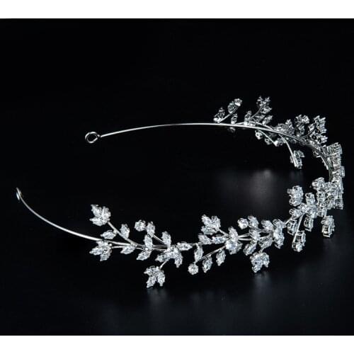 European Style Goddess Maple Leaves Shaped Elegant Headband Fairy Tiara Zircon Inlayed Full Crystal Bridal Crown