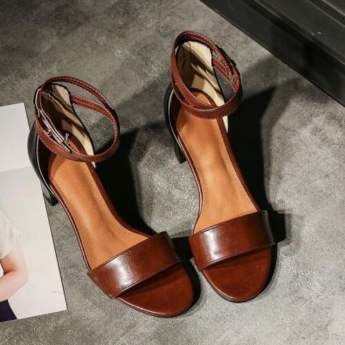 Summer new college wind casual thick with the buckle with the size code 33-43 student sandals tide 18131