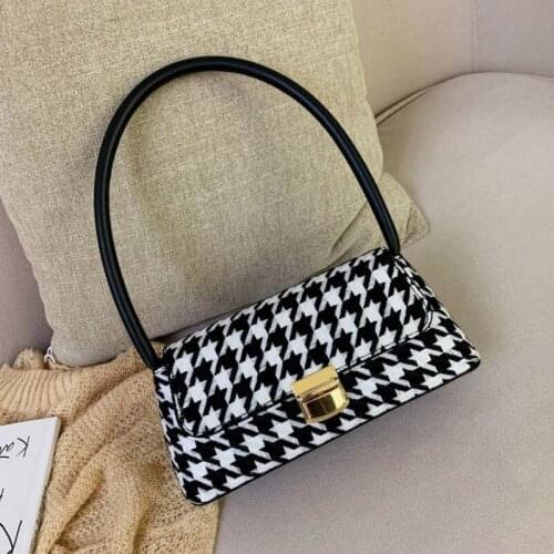 2020 Ladies Chain Shoulder Slung Female Handbag and Purse New Retro Striped Plaid Crossbody Bag Underarm Baguette Bag for Woman