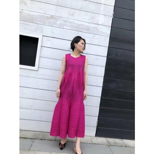 HOT SELLING Miyake fashion fold dress sleeveless solid color v-neck bud long dress IN STOCK