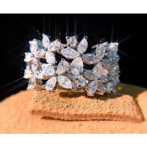 Fashion Dianmond Jewelry S925 Sterling Silver Flower Ring with Zircon Stone for Women Wedding Engagement Ring