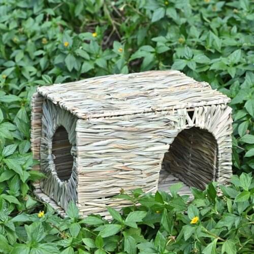Handmade straw folding rabbit nest straw house bed rabbit nest golden silk bear chinchilla hedgehog guinea pigs to keep warm