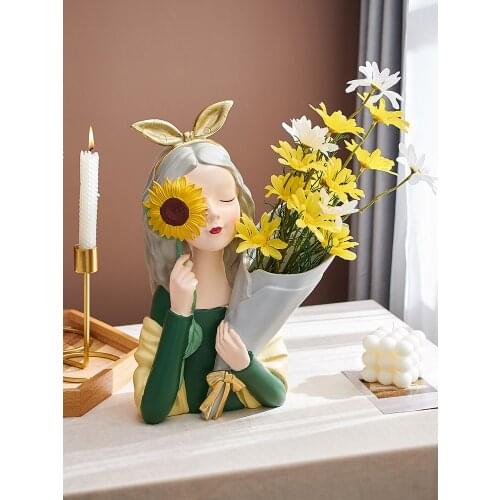 Nordic Embracing Flower Girl Vase Decoration Flower Pot Living Room Artificial Flower Arrangement Wedding Gift Home Decor