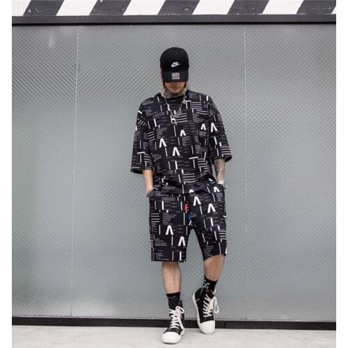 Hip hop Summer Mens sets clothes 2 pieces sets Half sleeve t shirt Short pant Black White color