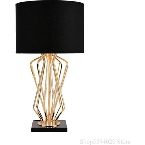Simple Modern Table Lamp Post-modern Living Room Metal Wind Designer Standing Lamp Villa Studio Individual Table Lamp Lamparas