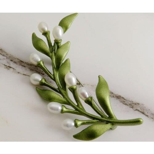 Speed sell tong pin selling month 500 man pearl brooch brooch with willow branches chain.scarves buckle badges