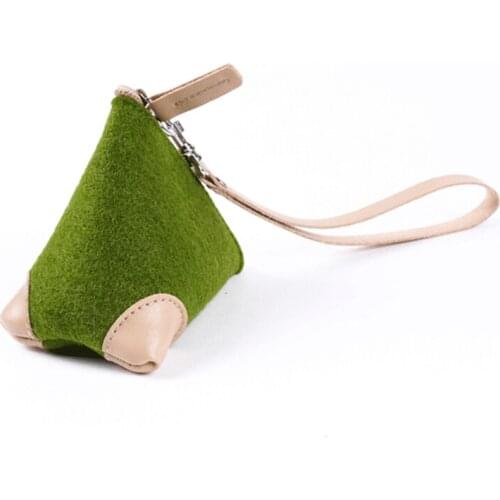 70PCS / LOT Creative Felt Wallet Small Triangular-Zipper Small Wallet Lovely Brown Sub Coin Storage Bag