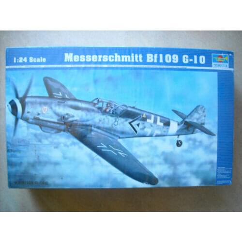 Trumpeter 02409 1/24 Messerschmitt BF109 G-10 Plastic Plane Fighter Jet Model TH06663-SMT6