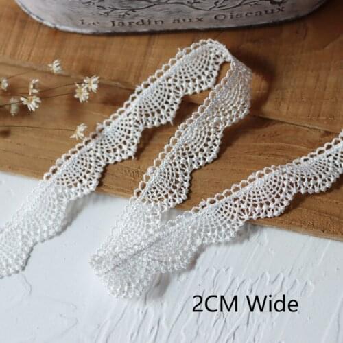 2CM Wide White Cotton Water-soluble Hollow Floral Embroidery Lace Material Fringe Ribbon Fabric Guipure Applique Sewing Supply