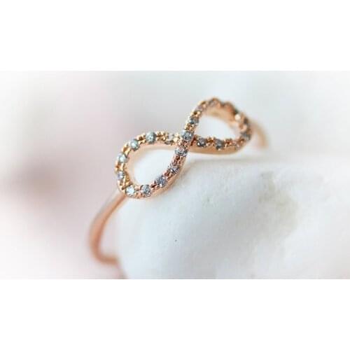 Wholesale Handmade an infinite loop crystal infinite love rose gold silver jewelry Creative gift ideas, infinity rings for women