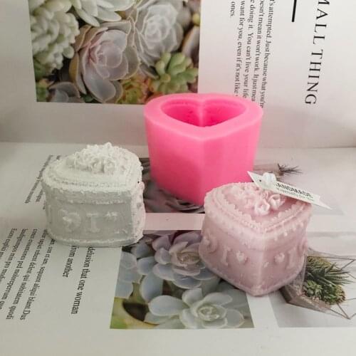 DIY 3D Candle Mold Silicone Small Love Rose Flower Cake Aroma Candle Making Molds Ornaments Decoration Baking Cake Mould