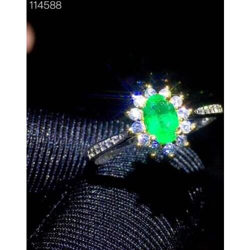 New Natural Emerald Ring 925 Silver Fresh and Lovely Design Simple and Generous Ring