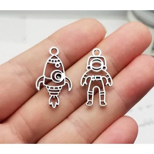 20/pcs--26x14mm-28x16mm, Astronaut chams,Antique silver plated rocket charms,DIY supplies,Jewelry accessories
