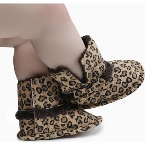 1 Pair Newborn Winter Baby Girls Leopard Print Warm and Cosy Soft Sole Non-Slip Toddler Boots Indoor Bowknot Shoes