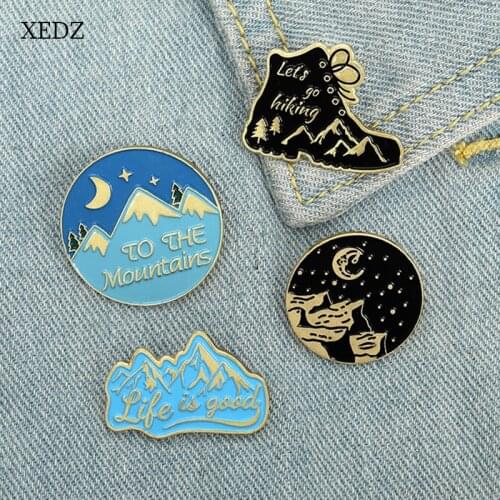 XEDZ Outdoor travel adventure enamel brooch beautiful mountain scenery telescope mountaineering jewelry gift