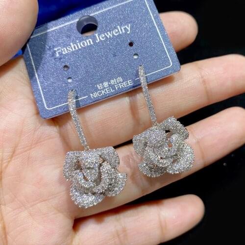 ASNORA New Retro Elegant Exaggerated Three-Dimensional Flower Cubic Zirconia Rose Earrings Fashion Sweet Style Accessories