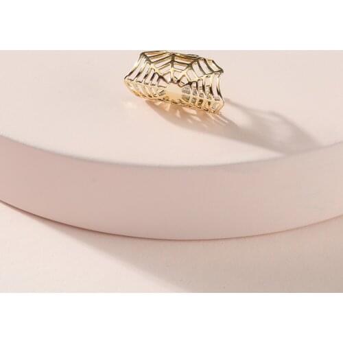 LUNA CHIAO Women Fashion Jewelry Spider Nest Hollow Design Exaggerate Metal Cuff Earrings