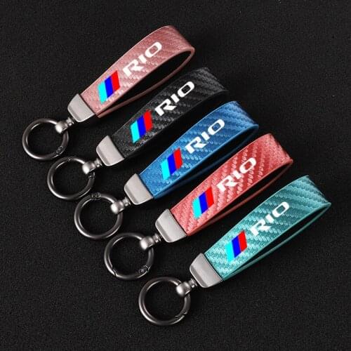 Color Carbon Leather Car Key Chain 360 Degree Rotating Horseshoe Rings for RIO 2013 2014 2017 2018 2019 2020 CAR Accessories