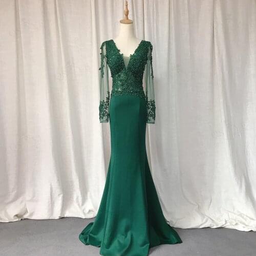 Green Prom Dresses 2021 Elastic Mermaid Long Dress Women Appliques Lace Formal Party Gown Long Sleeves V Neck Emerald Evening