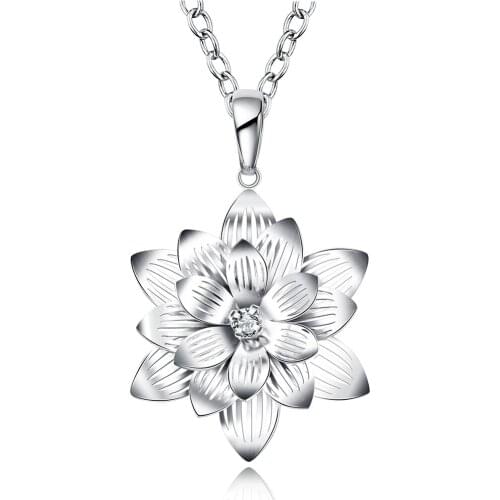 Lureme Fashion Style Silver Plated Jewelry Lotus Pendant Necklace for Women (01003782)