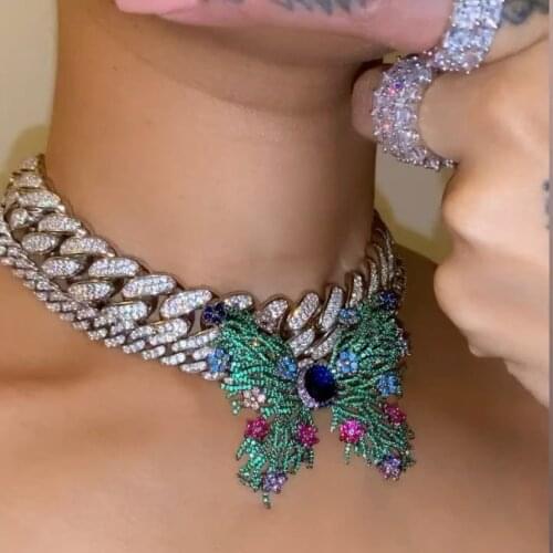 New cz flower engrave butterfly pendant micro pave white green cubic zirconia big butterfly necklace for women