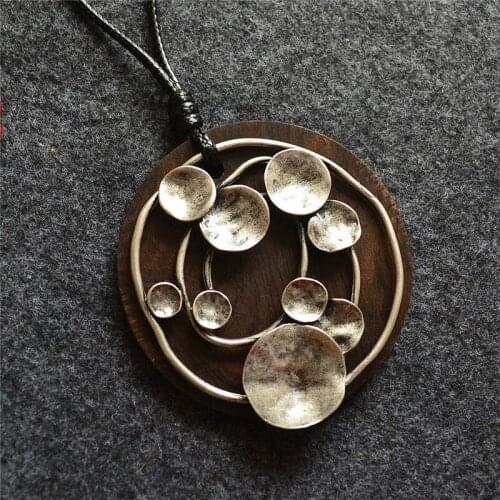 Retro Ethnic Style Geometric Wood Round Necklace Irregular Tag Long Sweater Chain Necklaces Trendy Jewelry