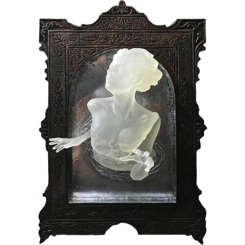 Spooky Wall Sculptures 3D Ghost In The Mirror Frame Halloween Luminous Decoration Haunted House Party Decor Props