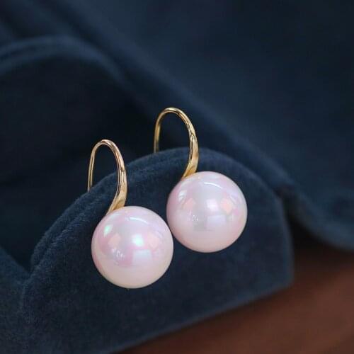 Elegant Simulation Pearl Stud Earrings for Women Classic Round Pearl Earrings Wedding Jewelry Accessories Female Christmas Gifts