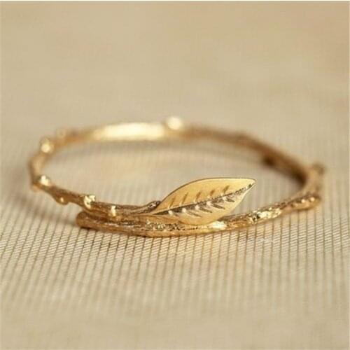Popular Simple Ladies Gold Color Carved Leaves Plants Zinc Alloy Female Ring For Women Party Accessories