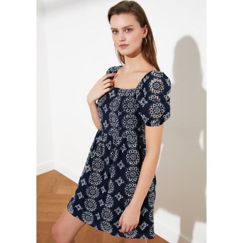 Trendyol Square Collar Embroideries Dress TWOSS21EL0474